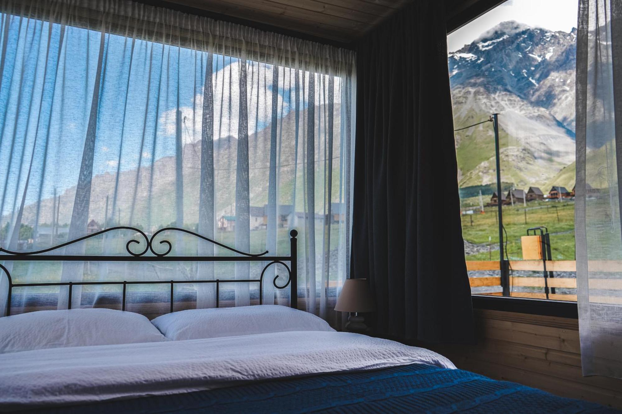 Traveler'S Cottages In Kazbegi Экстерьер фото