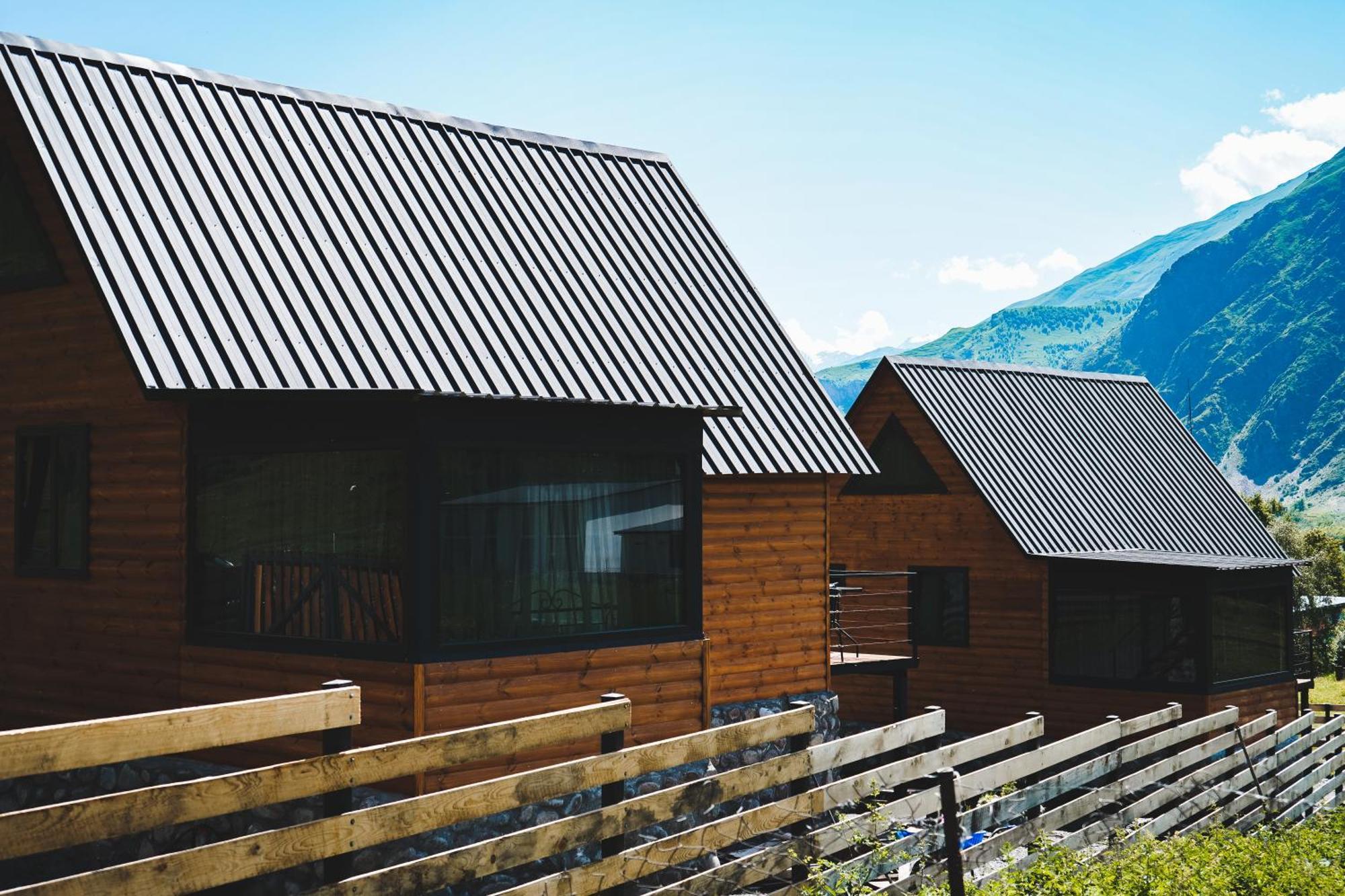 Traveler'S Cottages In Kazbegi Экстерьер фото