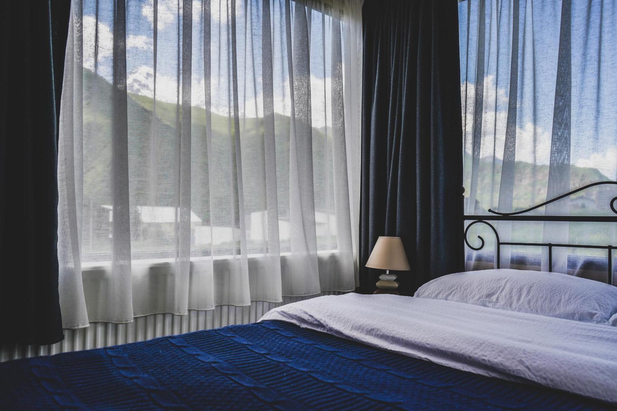 Traveler'S Cottages In Kazbegi Экстерьер фото