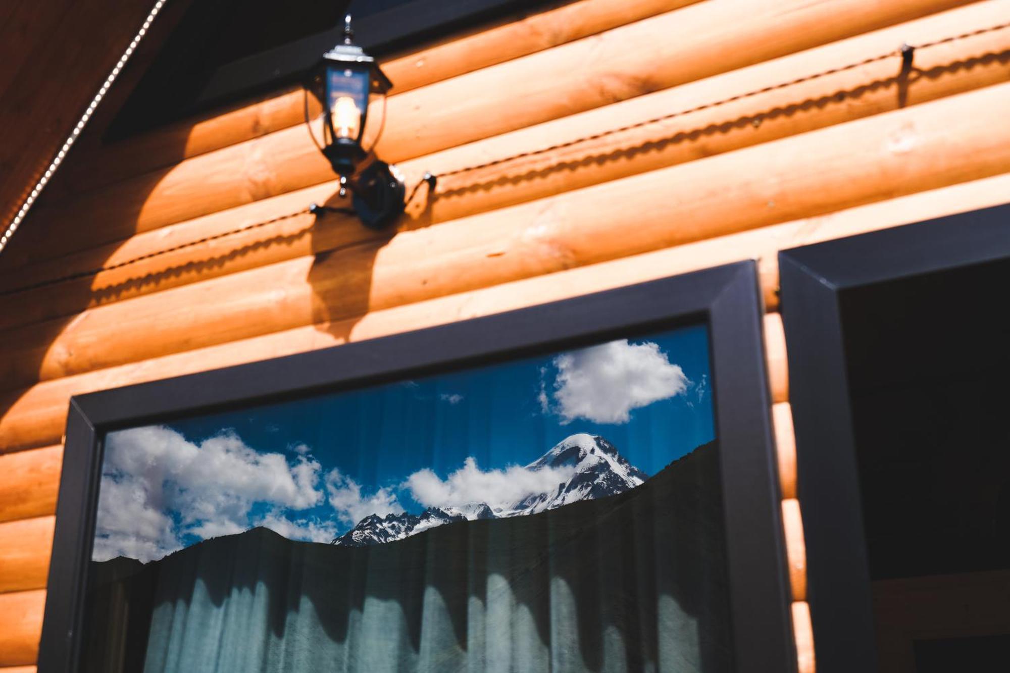 Traveler'S Cottages In Kazbegi Экстерьер фото